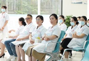 医院动态丨成都附二中医医院医师节颁奖典礼圆满落幕! 医院动态丨成都附二中医医院医师节颁奖典礼圆满落幕!